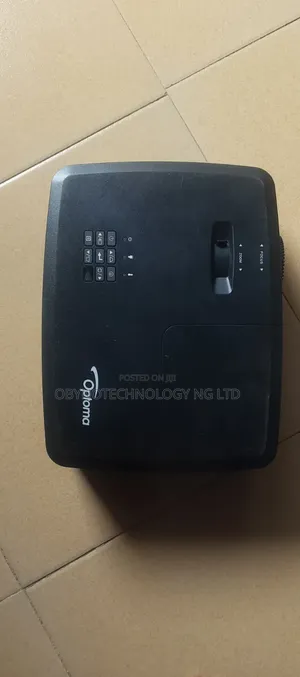 Optoma Projector
