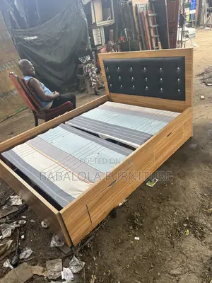 4.5 by 6 Feet Bed Frame With Inner Storage