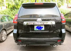 Toyota Land Cruiser Prado 2022 Black
