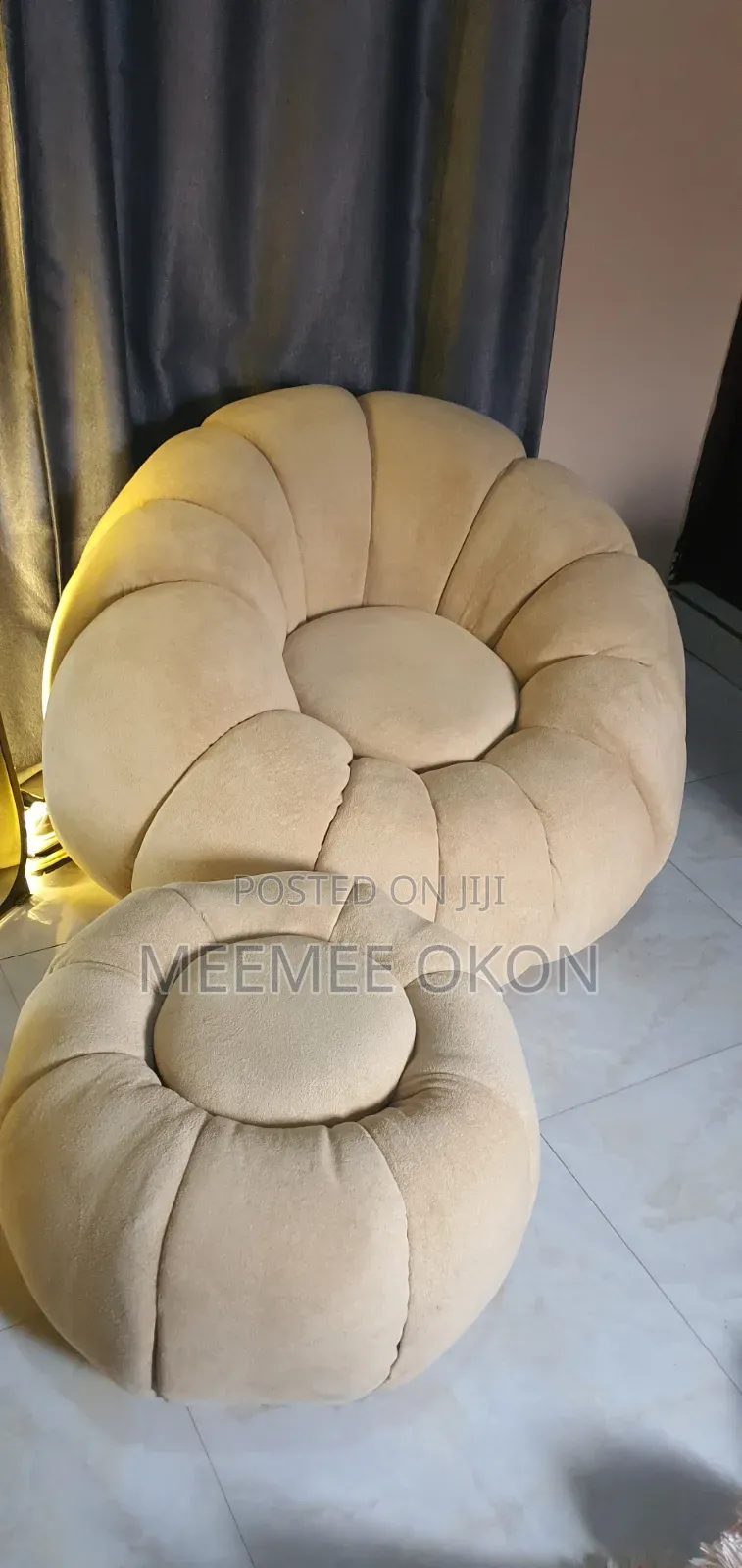 Pumpking Sofa and Stool