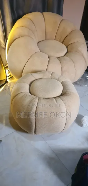 Pumpking Sofa and Stool