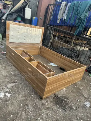4 by 6 Feet Bed Frame With Inner Storage