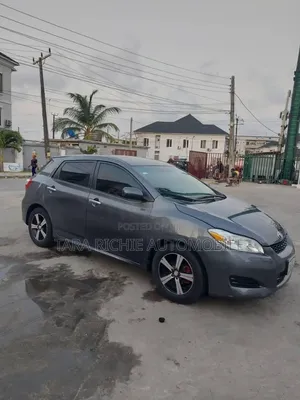 Toyota Matrix 2010 Gray