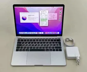 Laptop Apple MacBook Pro 2017 8GB Intel Core i5 SSD 256GB
