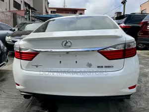 Lexus ES 2013 White