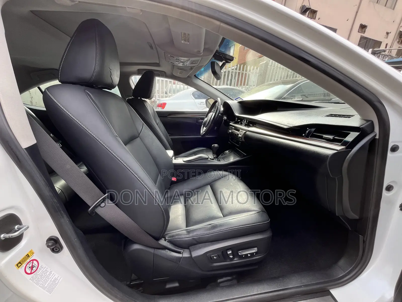 Lexus ES 2013 White