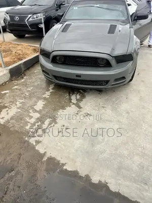 Ford Mustang GT 2013 Gray