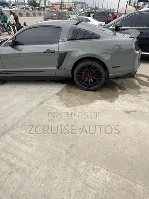 Ford Mustang GT 2013 Gray