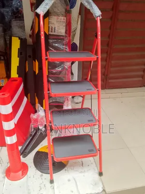 4 Step Foldable Ladder
