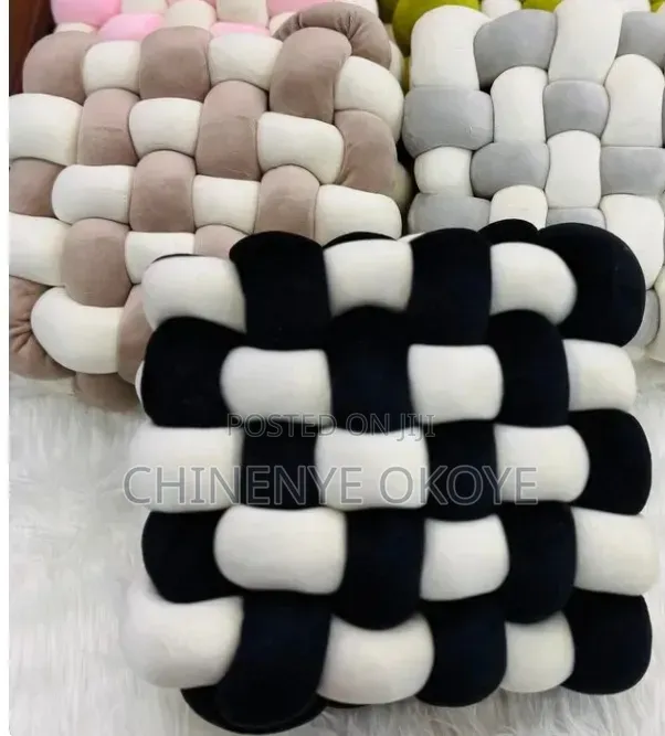 Locking Pillow