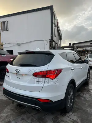 Hyundai Santa Fe GLS 4dr SUV AWD (3.3L 6cyl 6A) 2015 White