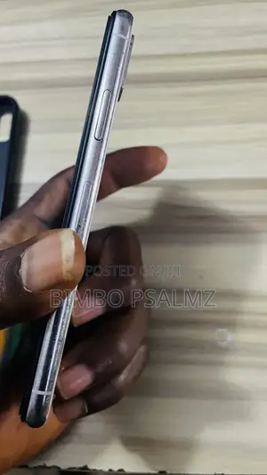 Apple iPhone X 256 GB White