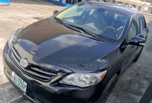 Toyota Corolla 2010 Gray