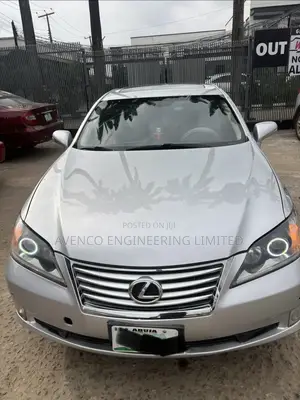 Lexus ES 350 2011 Silver