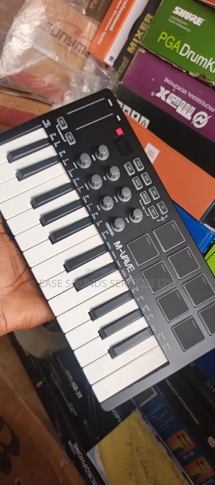 MIDI Keyboard With Drum Pad