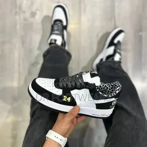 Nike Air Force 1 Sneakers