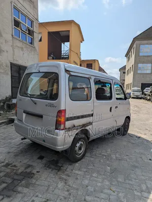 Suzuki Every 2015 White