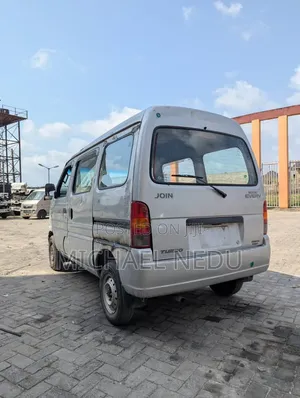 Suzuki Every 2015 White