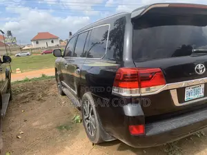 Toyota Land Cruiser 4.5 V8 GXR 2010 Black