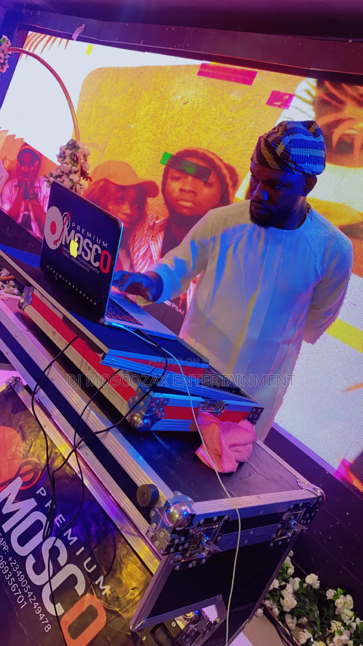 Dj and LED Screen