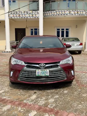 Toyota Camry 2016