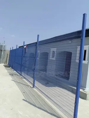 Anti Finger Mesh With Poles