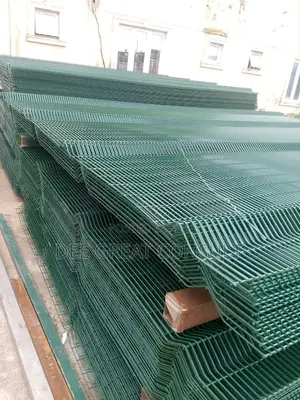 Anti Finger Mesh With Poles