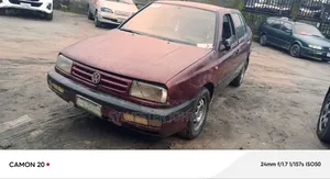 Volkswagen Vento 1998 Red