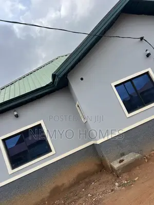 4bdrm Bungalow in Galadimawa for rent