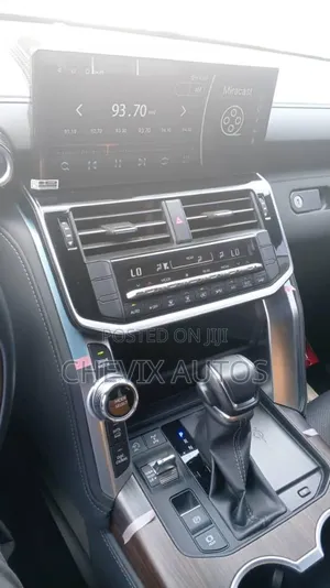 New Toyota Land Cruiser 2025 Silver