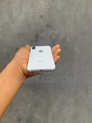 Apple iPhone X 64 GB White