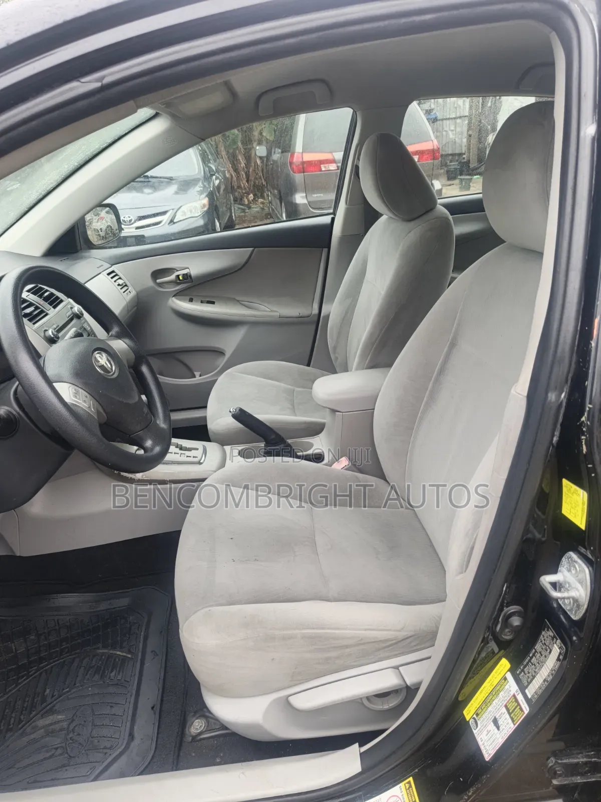 Toyota Corolla 2011 Black