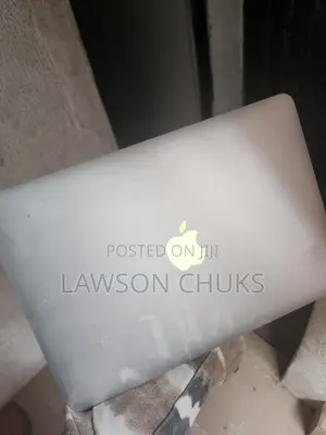 Laptop Apple MacBook Pro 2015 8GB Intel Core i5 SSD 256GB
