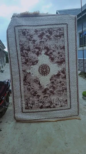 Center Rugs