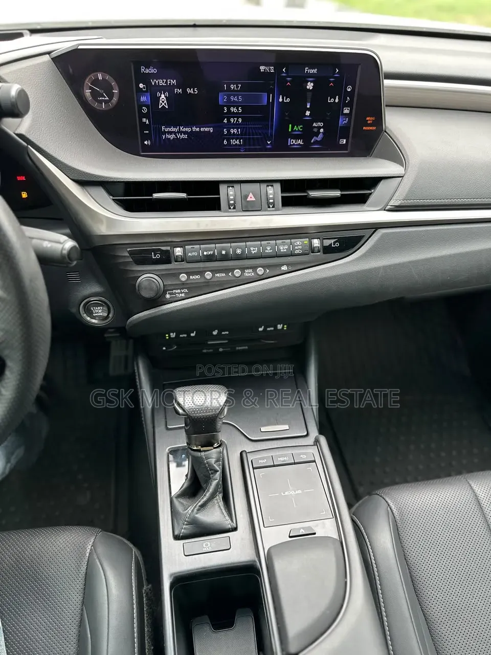 Lexus ES 2020 White