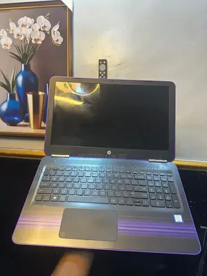 Laptop HP Pavilion 15 8GB Intel Core i5 HDD+SSD 256GB