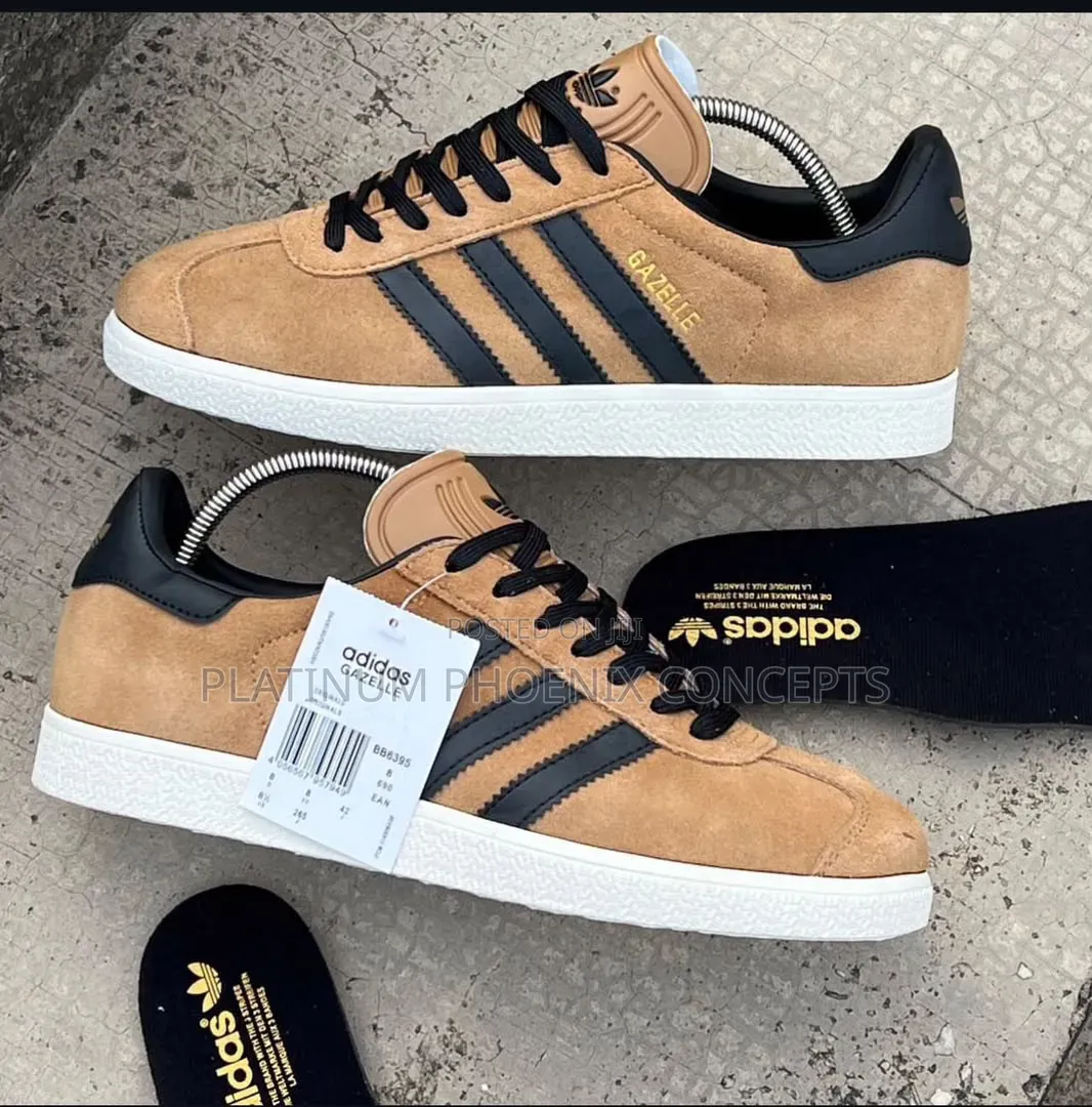 Adidas Original Sneakers