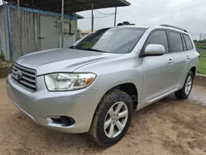 Toyota Highlander 2010 Silver