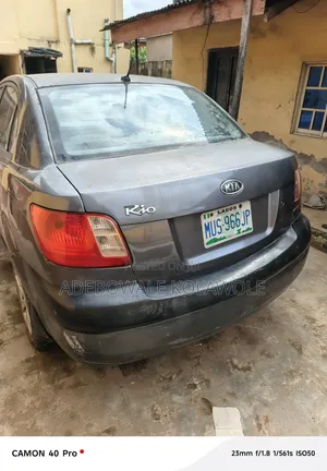 Kia Rio 2003 Gray