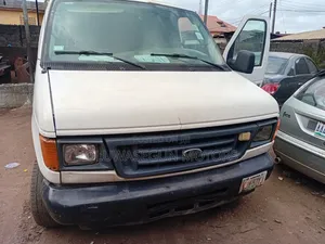 Ford E250 2005 White