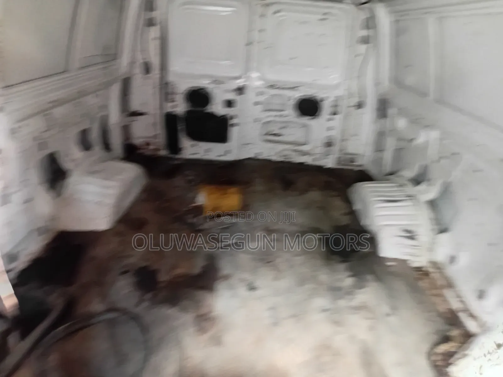 Ford E250 2005 White