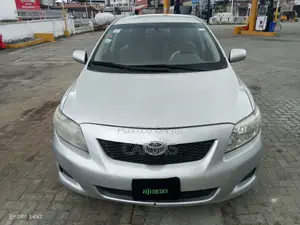 Toyota Corolla 2009 Silver