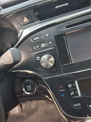 Toyota Avalon 2013 Silver