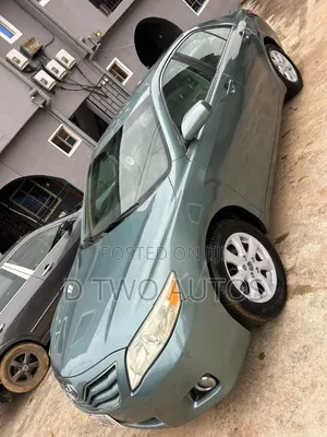 Toyota Camry 2011 Green