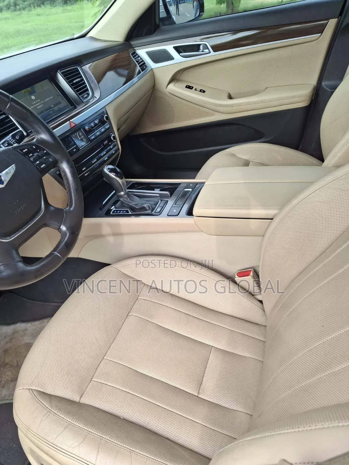 Hyundai Genesis 2015 White