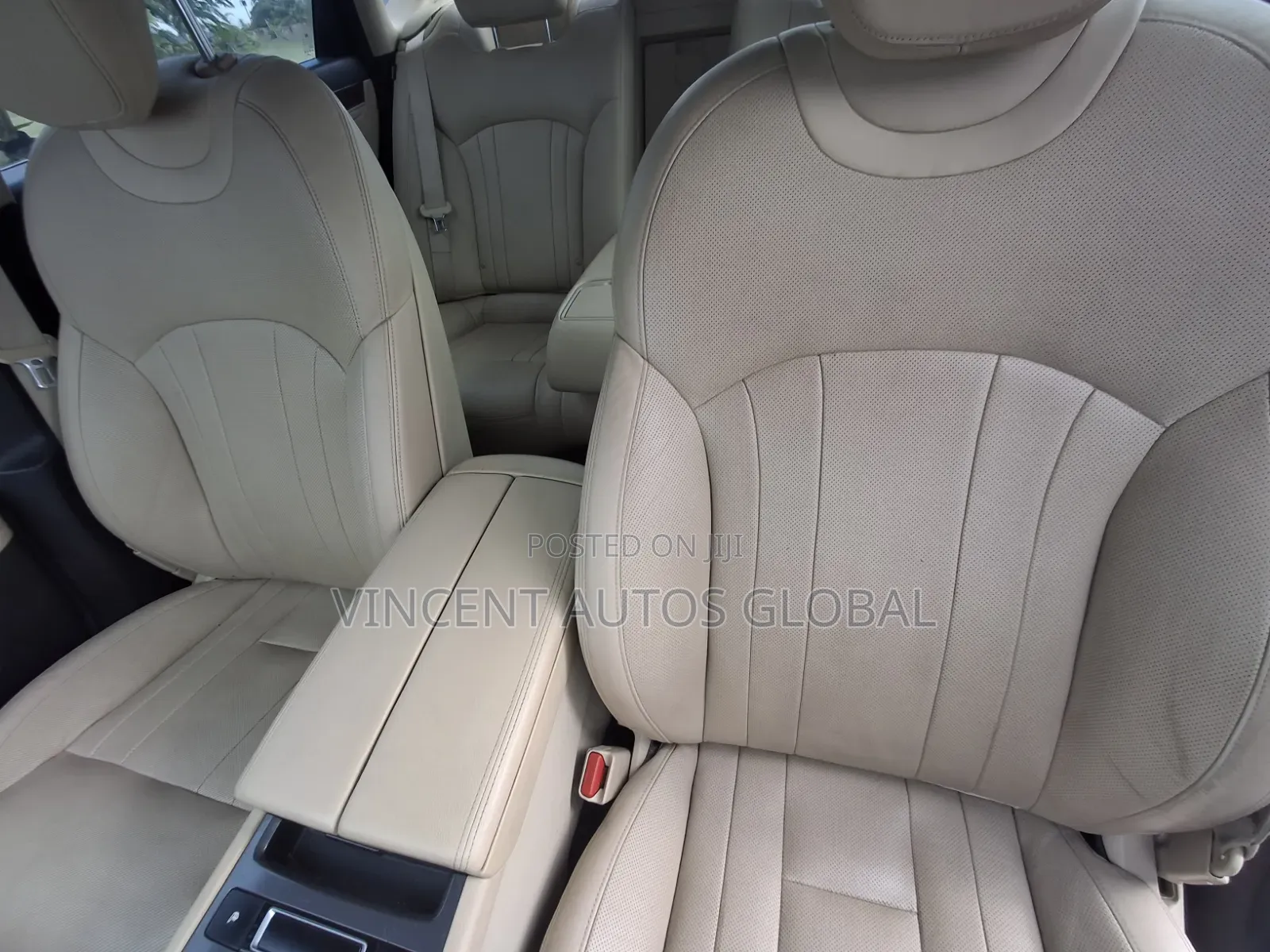 Hyundai Genesis 2015 White