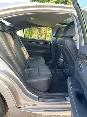 Lexus ES 2014 Silver