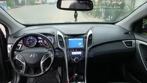 Hyundai Elantra 2013 Black