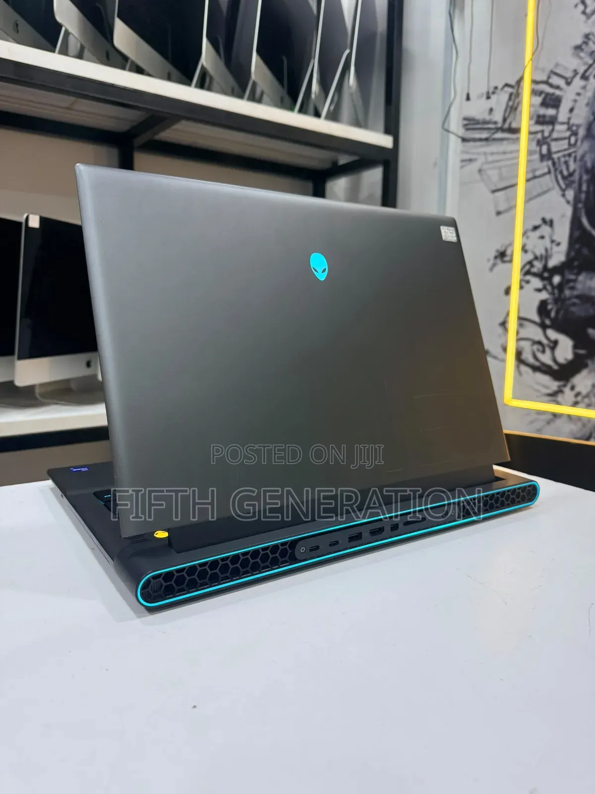 Laptop Dell Allienware M18 R1 16GB Intel Core i7 SSD 1T