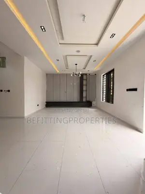 4bdrm Duplex in Lekki for sale